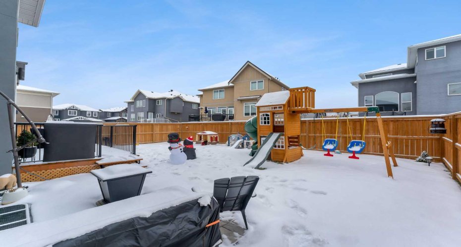 202 Kinniburgh Crescent, Chestermere, Alberta T1X 1Y2, 7 Bedrooms Bedrooms, ,5 BathroomsBathrooms,Residential,For Sale,Kinniburgh,A2278696