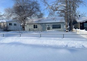 99 Street, High Level, Alberta T0H 1Z0, 3 Bedrooms Bedrooms, ,1 BathroomBathrooms,Residential,For Sale,Street,A2278774 99 Street, High Level, Alberta T0H 1Z0, 3 Bedrooms Bedrooms, ,1 BathroomBathrooms,Residential,For Sale,Street,A2278774