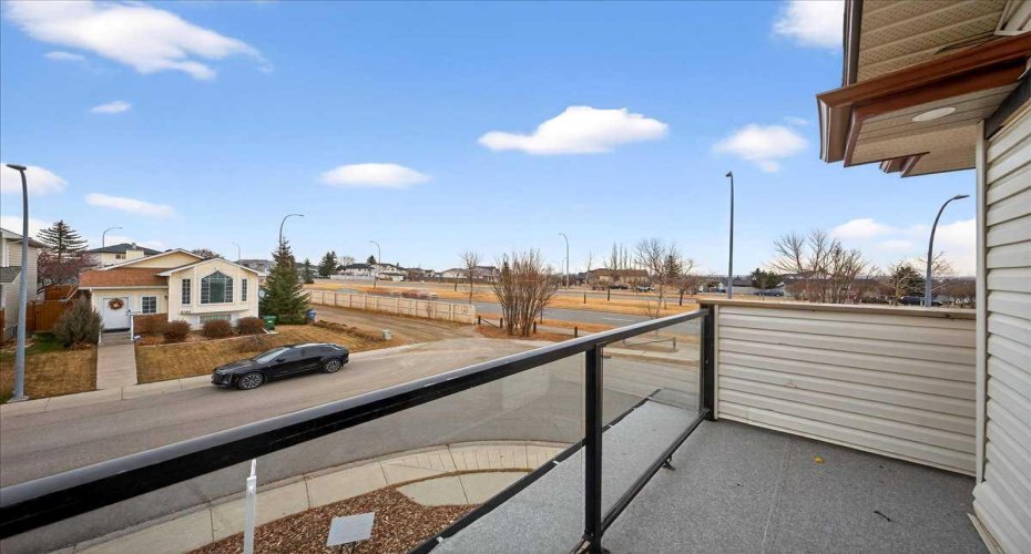 2103 Country Hills Circle, Calgary, Alberta T3K 4Z3, 4 Bedrooms Bedrooms, ,4 BathroomsBathrooms,Residential,For Sale,Country Hills,A2271237