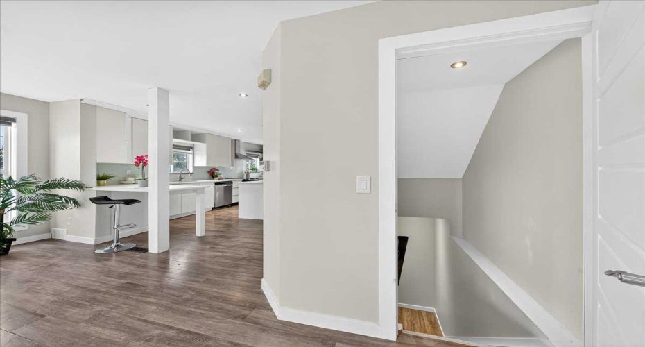 2103 Country Hills Circle, Calgary, Alberta T3K 4Z3, 4 Bedrooms Bedrooms, ,4 BathroomsBathrooms,Residential,For Sale,Country Hills,A2271237