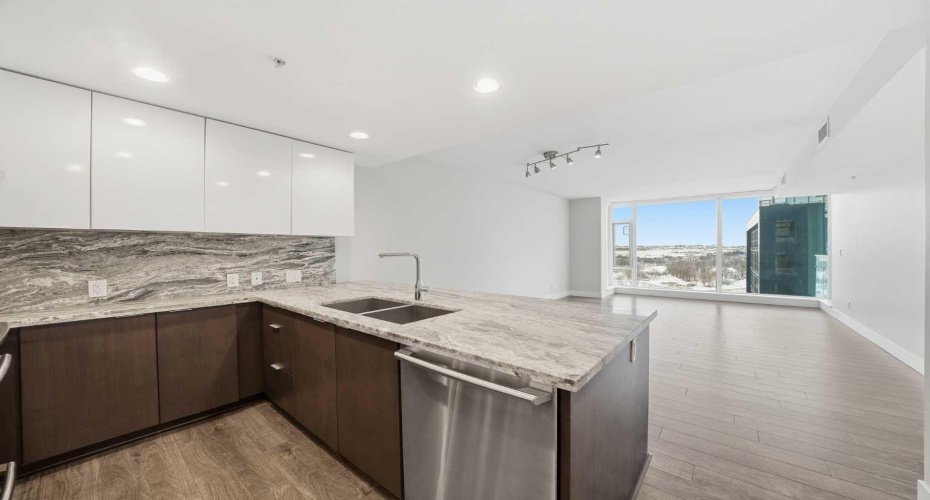 519 Riverfront Avenue, Calgary, Alberta T2G 1K6, 2 Bedrooms Bedrooms, ,2 BathroomsBathrooms,Residential,For Sale,Riverfront,A2272425