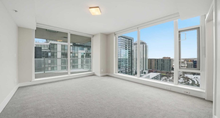 519 Riverfront Avenue, Calgary, Alberta T2G 1K6, 2 Bedrooms Bedrooms, ,2 BathroomsBathrooms,Residential,For Sale,Riverfront,A2272425