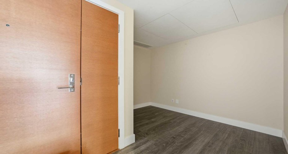 519 Riverfront Avenue, Calgary, Alberta T2G 1K6, 2 Bedrooms Bedrooms, ,2 BathroomsBathrooms,Residential,For Sale,Riverfront,A2272425