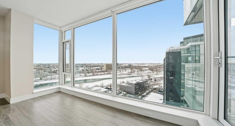 519 Riverfront Avenue, Calgary, Alberta T2G 1K6, 2 Bedrooms Bedrooms, ,2 BathroomsBathrooms,Residential,For Sale,Riverfront,A2272425