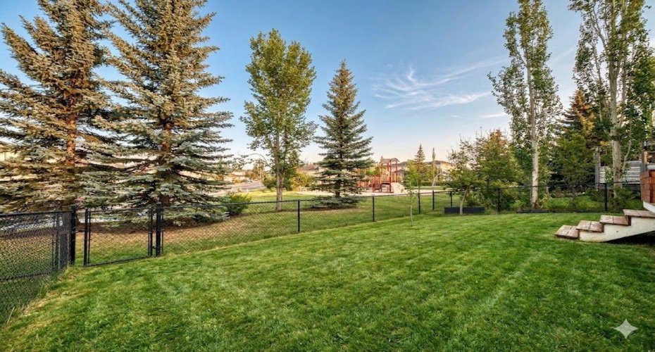 3708 Douglas Ridge Way, Calgary, Alberta T2Z 3B6, 2 Bedrooms Bedrooms, ,2 BathroomsBathrooms,Residential,For Sale,Douglas Ridge,A2277381