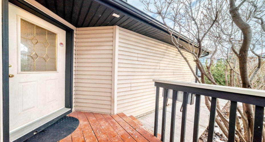 3708 Douglas Ridge Way, Calgary, Alberta T2Z 3B6, 2 Bedrooms Bedrooms, ,2 BathroomsBathrooms,Residential,For Sale,Douglas Ridge,A2277381