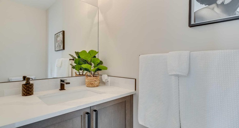 Photo of same model specs subject to change