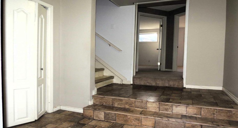 Lower Bedroom Access