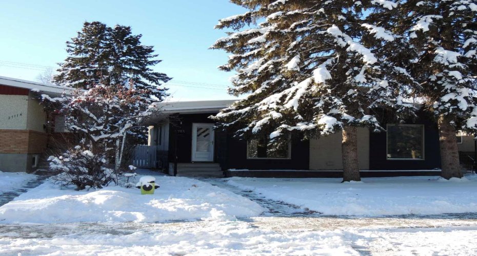 2713 Canmore Road, Calgary, Alberta T2M 4J6, 4 Bedrooms Bedrooms, ,2 BathroomsBathrooms,Residential,For Sale,Canmore,A2278776