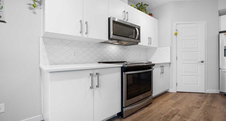 32 Red Embers Parade, Calgary, Alberta T3N 1P7, 2 Bedrooms Bedrooms, ,3 BathroomsBathrooms,Residential,For Sale,Red Embers,A2278830