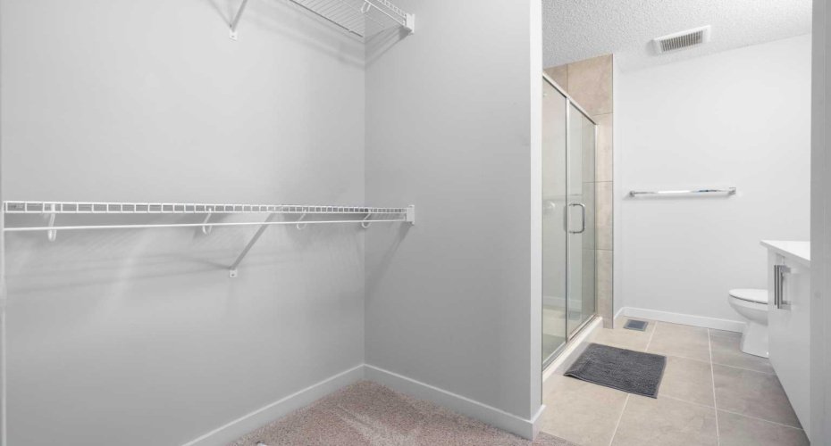 32 Red Embers Parade, Calgary, Alberta T3N 1P7, 2 Bedrooms Bedrooms, ,3 BathroomsBathrooms,Residential,For Sale,Red Embers,A2278830