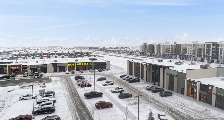 32 Red Embers Parade, Calgary, Alberta T3N 1P7, 2 Bedrooms Bedrooms, ,3 BathroomsBathrooms,Residential,For Sale,Red Embers,A2278830