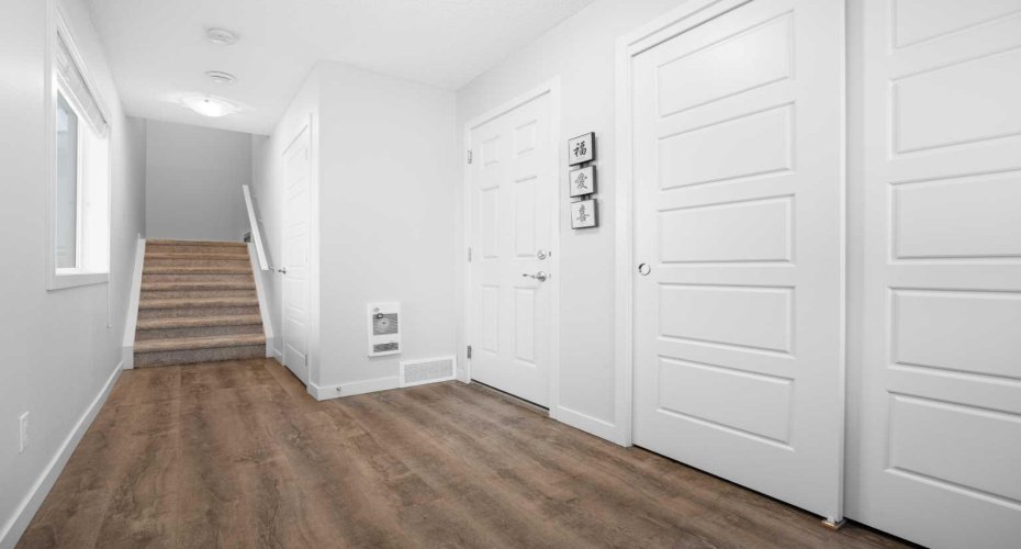 32 Red Embers Parade, Calgary, Alberta T3N 1P7, 2 Bedrooms Bedrooms, ,3 BathroomsBathrooms,Residential,For Sale,Red Embers,A2278830