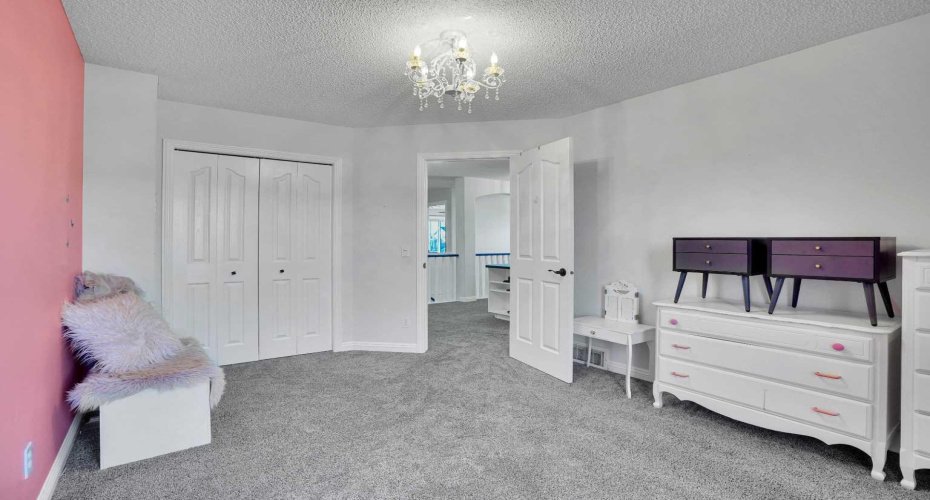 74 Cranleigh Green, Calgary, Alberta T3M 1J2, 4 Bedrooms Bedrooms, ,4 BathroomsBathrooms,Residential,For Sale,Cranleigh,A2278831