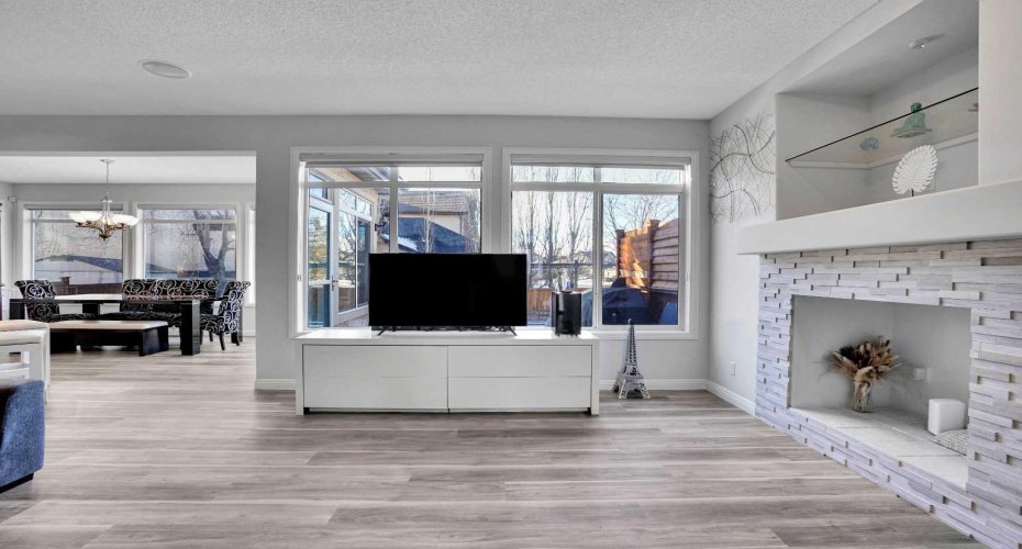 74 Cranleigh Green, Calgary, Alberta T3M 1J2, 4 Bedrooms Bedrooms, ,4 BathroomsBathrooms,Residential,For Sale,Cranleigh,A2278831