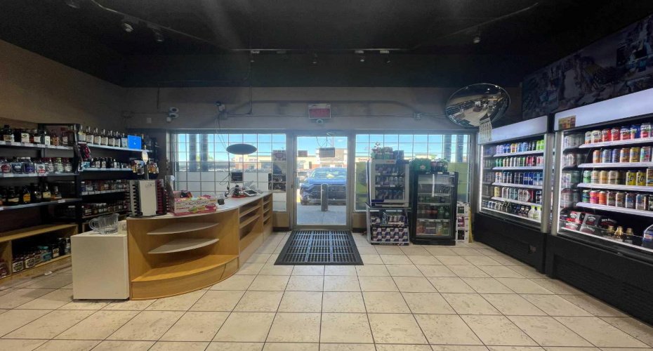 Calgary, Alberta, ,Commercial,For Lease,A2278834