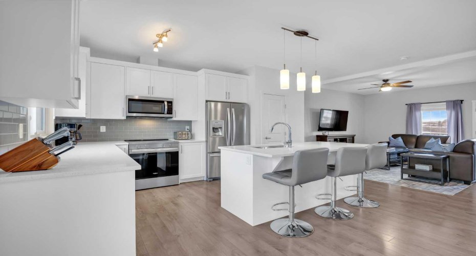 241 Legacy Point, Calgary, Alberta T2X 3Z3, 3 Bedrooms Bedrooms, ,3 BathroomsBathrooms,Residential,For Sale,Legacy,A2278904