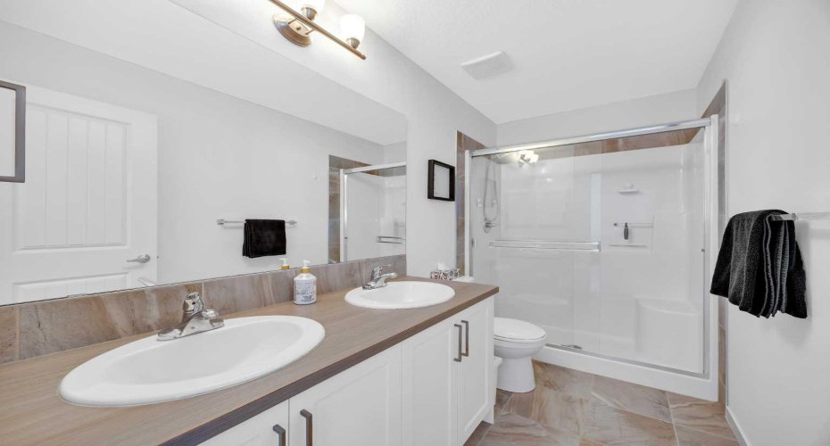 241 Legacy Point, Calgary, Alberta T2X 3Z3, 3 Bedrooms Bedrooms, ,3 BathroomsBathrooms,Residential,For Sale,Legacy,A2278904