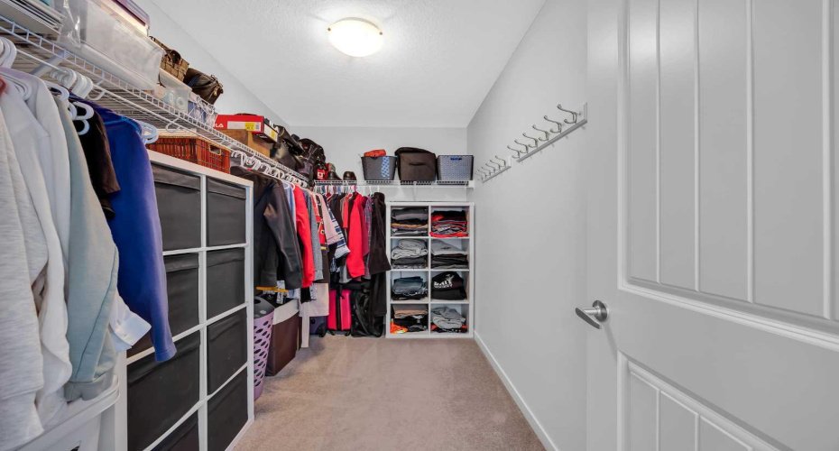 241 Legacy Point, Calgary, Alberta T2X 3Z3, 3 Bedrooms Bedrooms, ,3 BathroomsBathrooms,Residential,For Sale,Legacy,A2278904