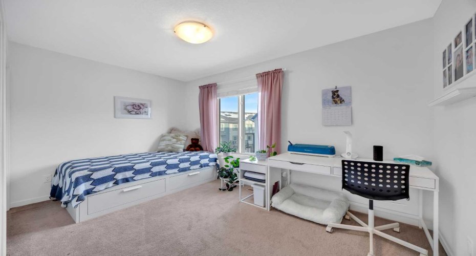 241 Legacy Point, Calgary, Alberta T2X 3Z3, 3 Bedrooms Bedrooms, ,3 BathroomsBathrooms,Residential,For Sale,Legacy,A2278904