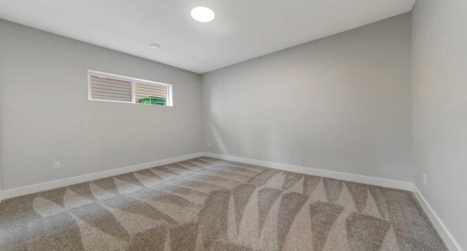 6113 13 Street Close, Lloydminster, Alberta T9V 3S2, 5 Bedrooms Bedrooms, ,3 BathroomsBathrooms,Residential,For Sale,13,A2278968