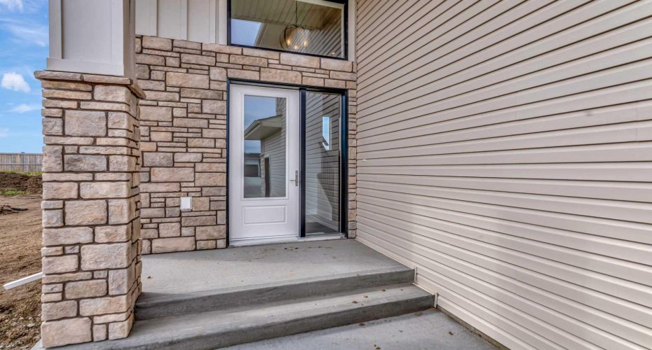 6113 13 Street Close, Lloydminster, Alberta T9V 3S2, 5 Bedrooms Bedrooms, ,3 BathroomsBathrooms,Residential,For Sale,13,A2278968