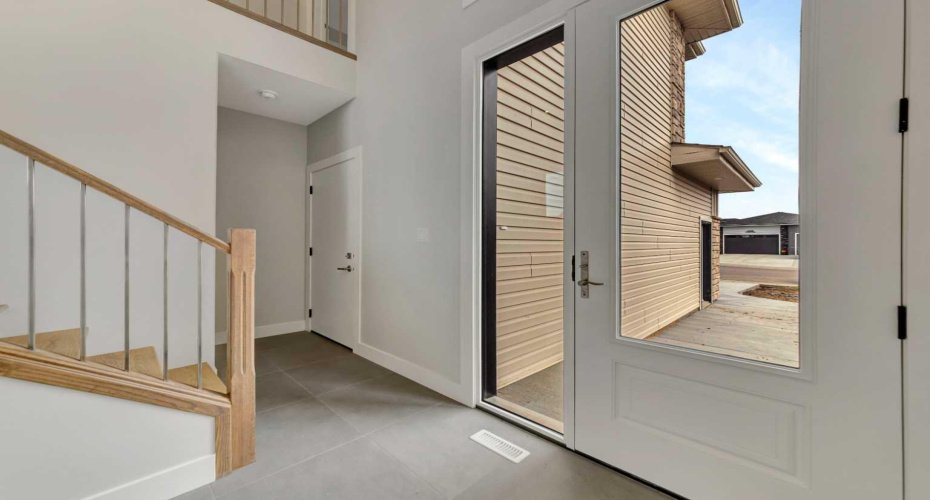 6113 13 Street Close, Lloydminster, Alberta T9V 3S2, 5 Bedrooms Bedrooms, ,3 BathroomsBathrooms,Residential,For Sale,13,A2278968