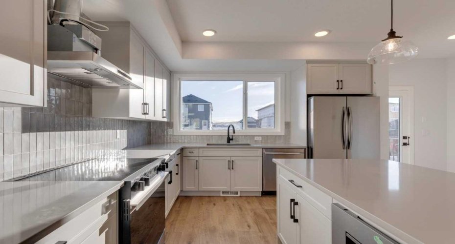 347 Fireside Drive, Cochrane, Alberta T4C 3E1, 3 Bedrooms Bedrooms, ,3 BathroomsBathrooms,Residential,For Sale,Fireside,A2278970