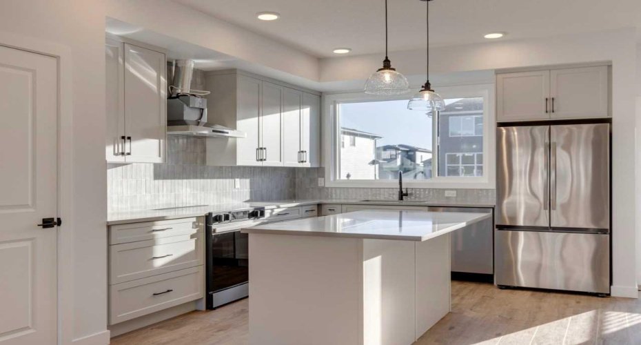 347 Fireside Drive, Cochrane, Alberta T4C 3E1, 3 Bedrooms Bedrooms, ,3 BathroomsBathrooms,Residential,For Sale,Fireside,A2278970