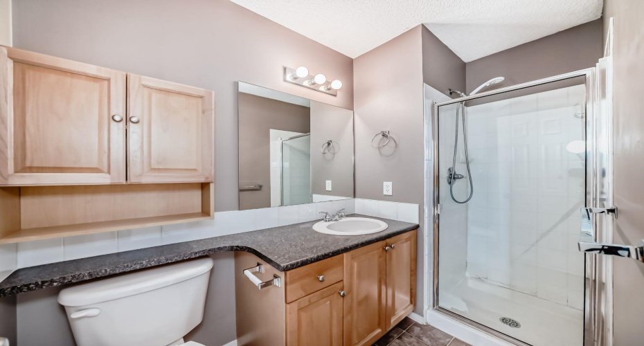 252 Stonemere Place, Chestermere, Alberta T1X 1N0, 3 Bedrooms Bedrooms, ,4 BathroomsBathrooms,Residential,For Sale,Stonemere,A2278974