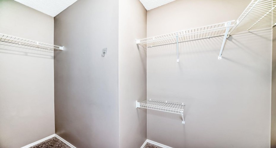 252 Stonemere Place, Chestermere, Alberta T1X 1N0, 3 Bedrooms Bedrooms, ,4 BathroomsBathrooms,Residential,For Sale,Stonemere,A2278974