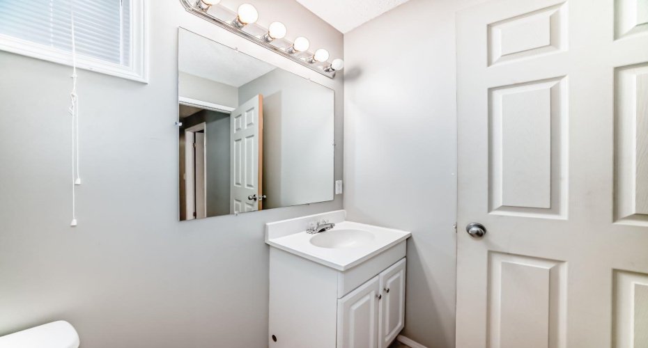 252 Stonemere Place, Chestermere, Alberta T1X 1N0, 3 Bedrooms Bedrooms, ,4 BathroomsBathrooms,Residential,For Sale,Stonemere,A2278974