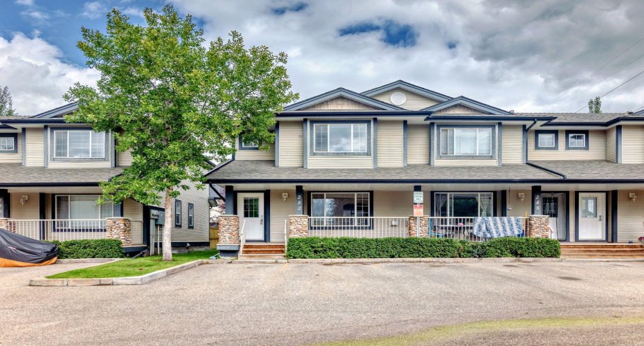 252 Stonemere Place, Chestermere, Alberta T1X 1N0, 3 Bedrooms Bedrooms, ,4 BathroomsBathrooms,Residential,For Sale,Stonemere,A2278974