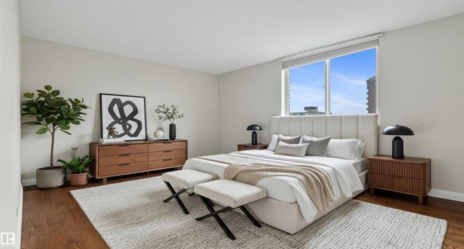 11307 99 Avenue, Edmonton, Alberta T5K 0H2, 2 Bedrooms Bedrooms, ,1 BathroomBathrooms,Residential,For Sale,99,A2278975