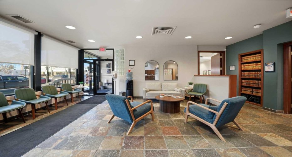 5233 49 Avenue, Red Deer, Alberta T4N 5G5, ,Commercial,For Lease,49,A2278984