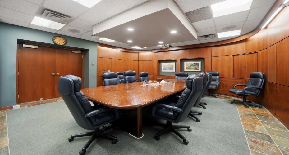 5233 49 Avenue, Red Deer, Alberta T4N 5G5, ,Commercial,For Lease,49,A2278984