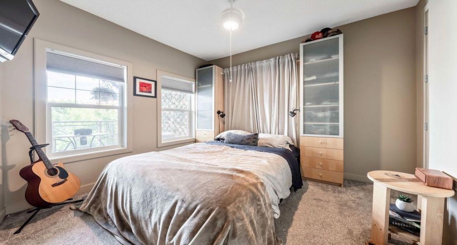 5605 Henwood Street, Calgary, Alberta T3E 7R2, 1 Bedroom Bedrooms, ,1 BathroomBathrooms,Residential,For Sale,Henwood,A2278112