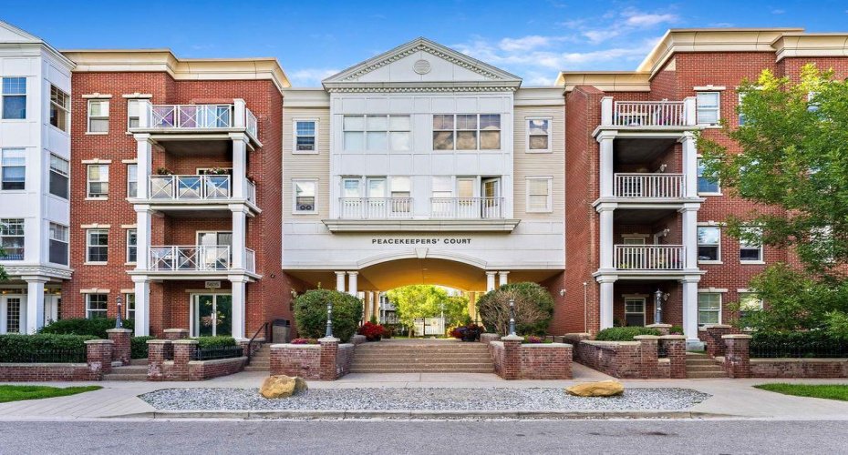 5605 Henwood Street, Calgary, Alberta T3E 7R2, 1 Bedroom Bedrooms, ,1 BathroomBathrooms,Residential,For Sale,Henwood,A2278112