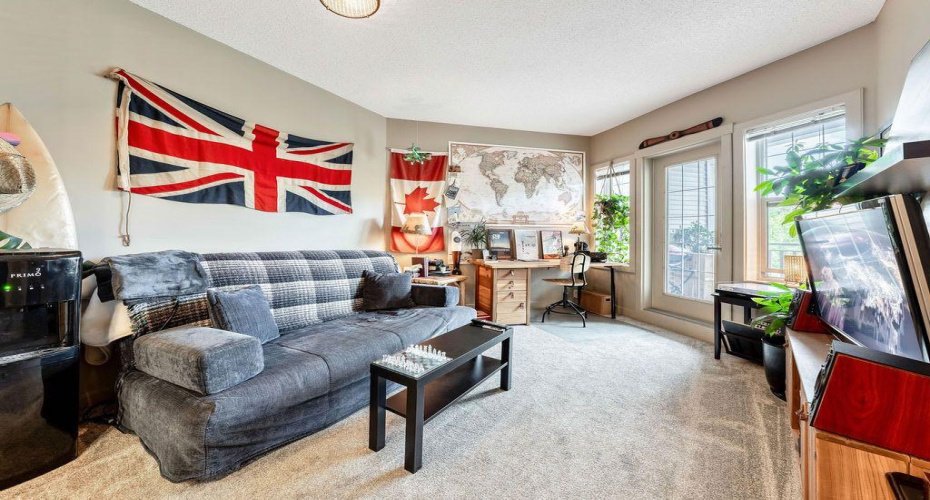 5605 Henwood Street, Calgary, Alberta T3E 7R2, 1 Bedroom Bedrooms, ,1 BathroomBathrooms,Residential,For Sale,Henwood,A2278112