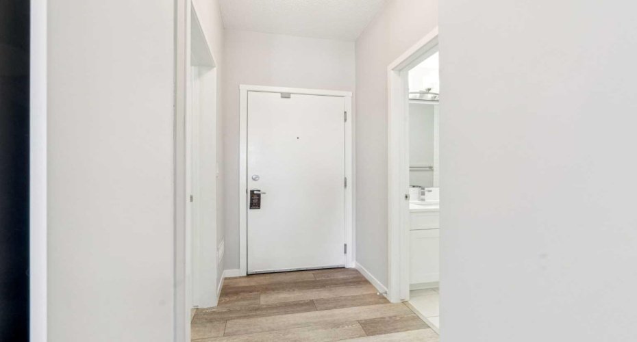 370 Harvest Hills Common, Calgary, Alberta T3K 2M8, 2 Bedrooms Bedrooms, ,1 BathroomBathrooms,Residential,For Sale,Harvest Hills,A2278506