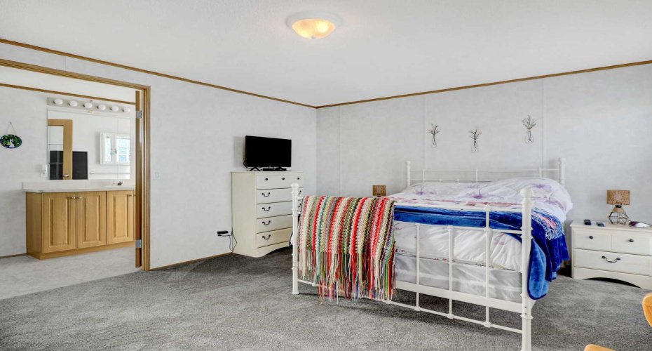 12134 97B Street, Grande Prairie, Alberta T8V7P2, 3 Bedrooms Bedrooms, ,2 BathroomsBathrooms,Residential,For Sale,97B,A2278607