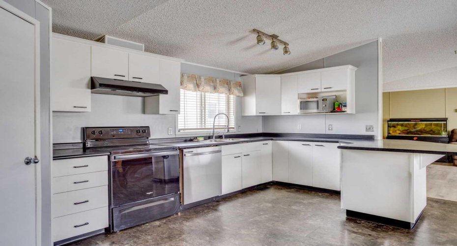 209 Waterhouse Street, Fort McMurray, Alberta T9K2T1, 3 Bedrooms Bedrooms, ,2 BathroomsBathrooms,Residential,For Sale,Waterhouse,A2278618