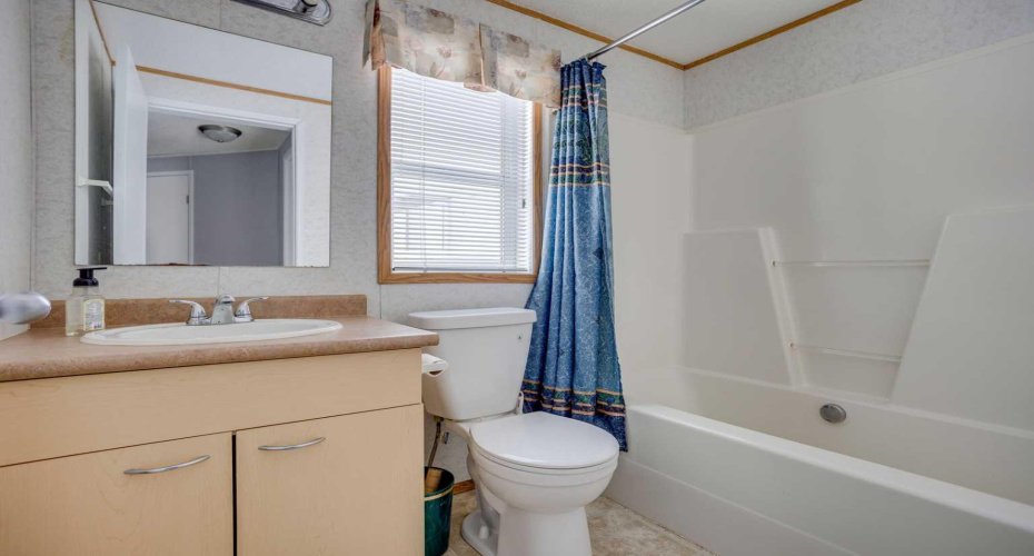 209 Waterhouse Street, Fort McMurray, Alberta T9K2T1, 3 Bedrooms Bedrooms, ,2 BathroomsBathrooms,Residential,For Sale,Waterhouse,A2278618