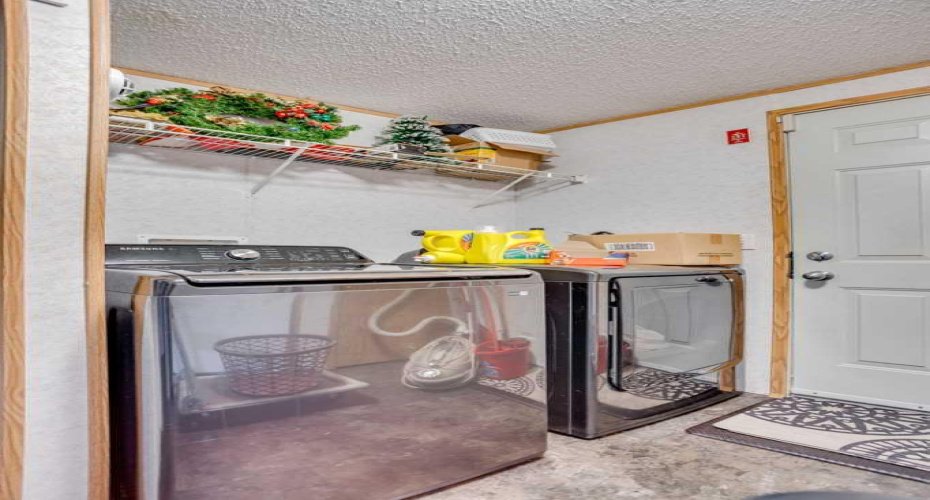 209 Waterhouse Street, Fort McMurray, Alberta T9K2T1, 3 Bedrooms Bedrooms, ,2 BathroomsBathrooms,Residential,For Sale,Waterhouse,A2278618