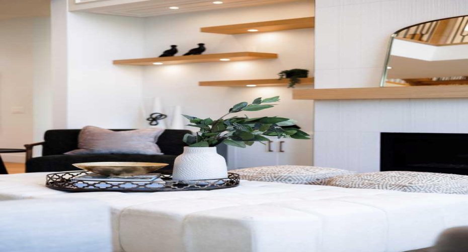 200 Pondside Place, Rural Rocky View County, Alberta T3L 0H6, 7 Bedrooms Bedrooms, ,7 BathroomsBathrooms,Residential,For Sale,Pondside,A2278665