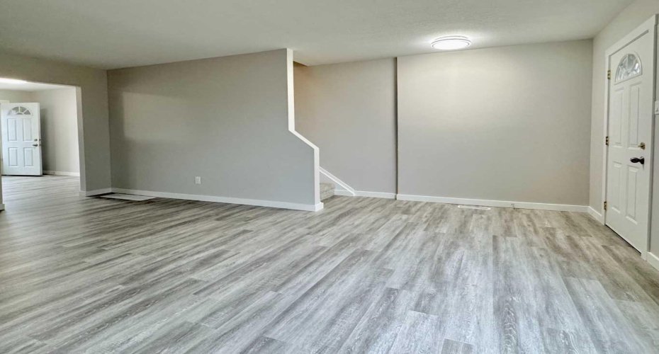2211 19 Street, Calgary, Alberta T2E 4Y5, 3 Bedrooms Bedrooms, ,1 BathroomBathrooms,Residential,For Sale,19,A2279118