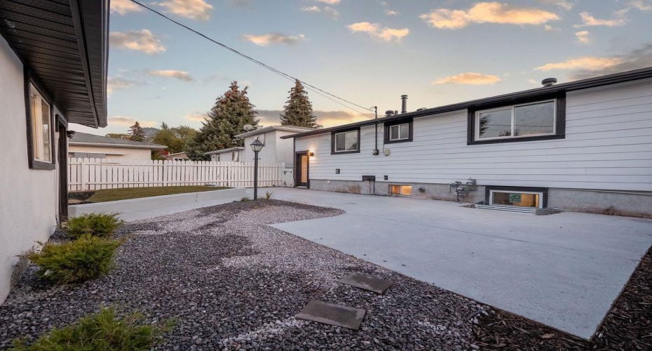 1349 Lake Sylvan Drive, Calgary, Alberta T2J 3Z5, 4 Bedrooms Bedrooms, ,3 BathroomsBathrooms,Residential,For Sale,Lake Sylvan,A2279137
