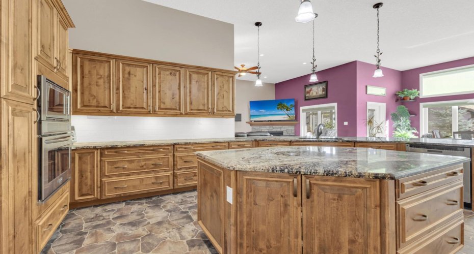 79 Harrison Green, Olds, Alberta T4H 0E5, 6 Bedrooms Bedrooms, ,5 BathroomsBathrooms,Residential,For Sale,Harrison,A2279166