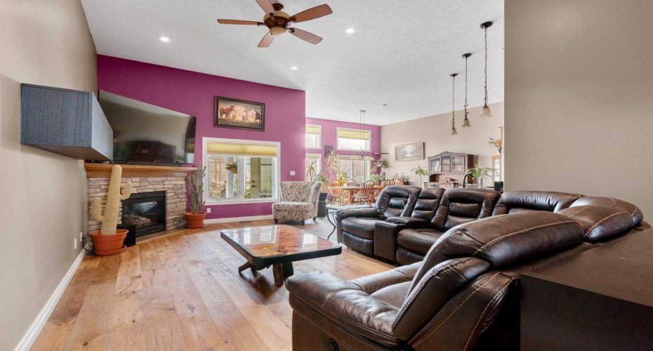 79 Harrison Green, Olds, Alberta T4H 0E5, 6 Bedrooms Bedrooms, ,5 BathroomsBathrooms,Residential,For Sale,Harrison,A2279166