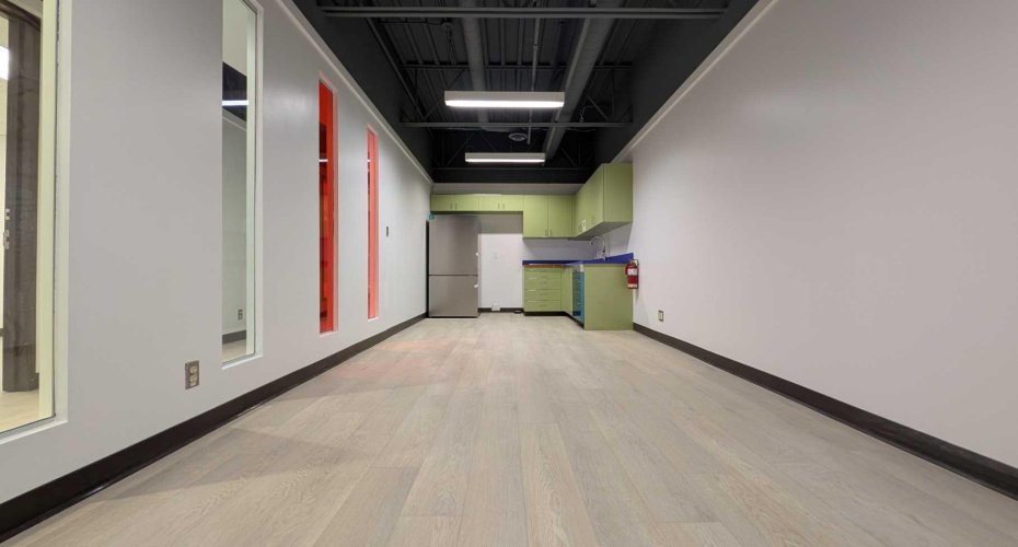 UNIT 304- OFFICE